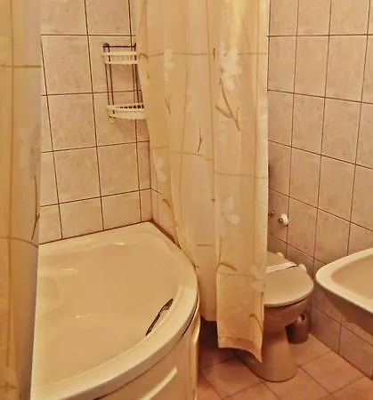 Olimpiya بيت ضيافة 4*