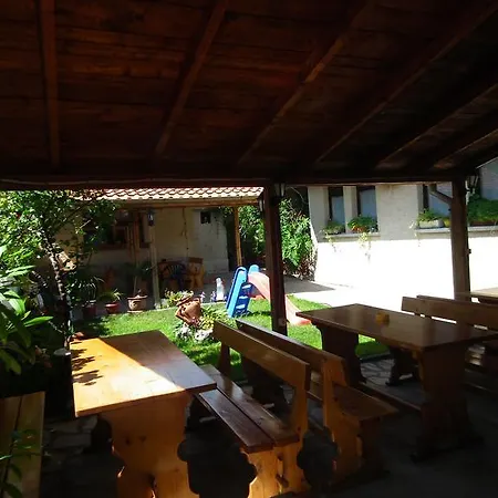 Olimpiya Къща за гости Свети Влас